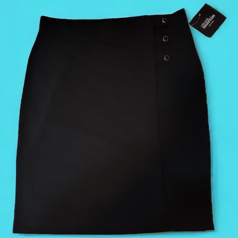 NWT Olivia & Martin New York Black Skirt (Large)